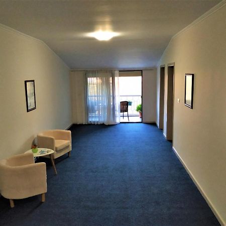 Mjull-Bethore Hotel Viktoria Tirana מראה חיצוני תמונה