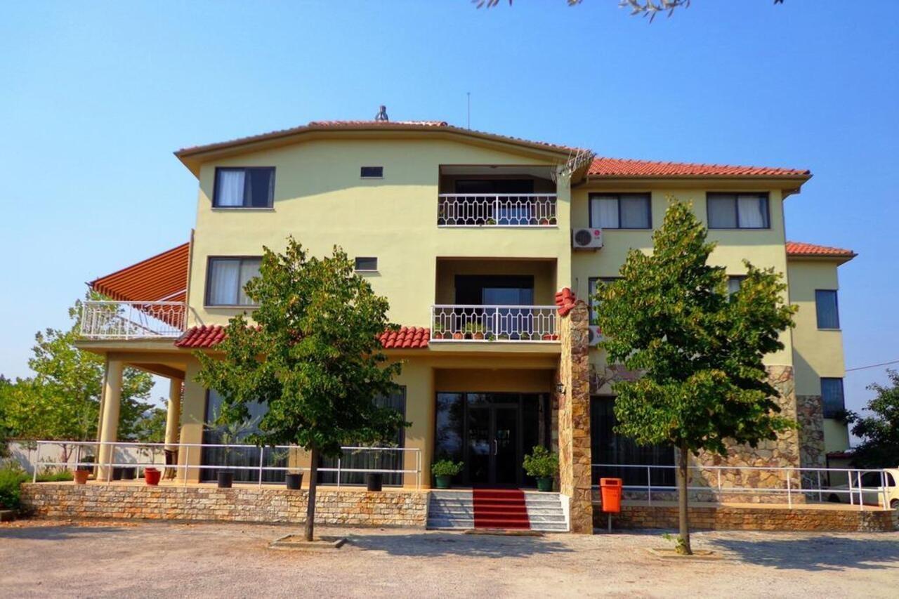 Mjull-Bethore Hotel Viktoria Tirana מראה חיצוני תמונה