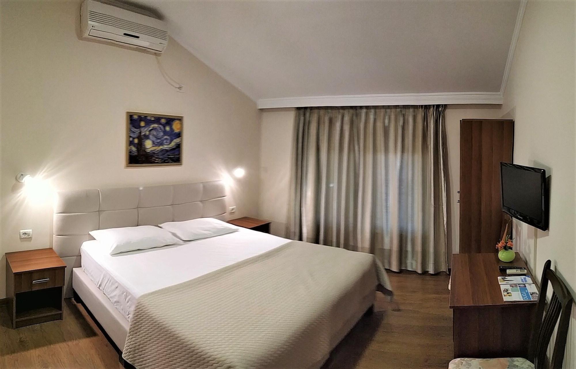 Mjull-Bethore Hotel Viktoria Tirana מראה חיצוני תמונה