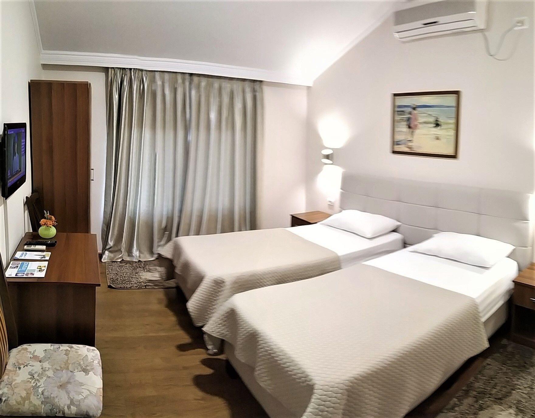 Mjull-Bethore Hotel Viktoria Tirana מראה חיצוני תמונה