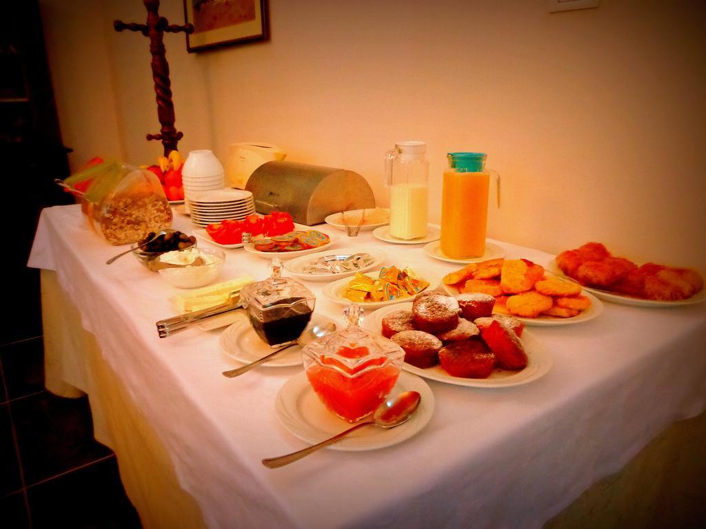 Mjull-Bethore Hotel Viktoria Tirana מראה חיצוני תמונה